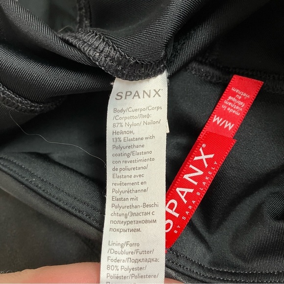 SPANX faux leather moto leggings - Picture 7 of 7